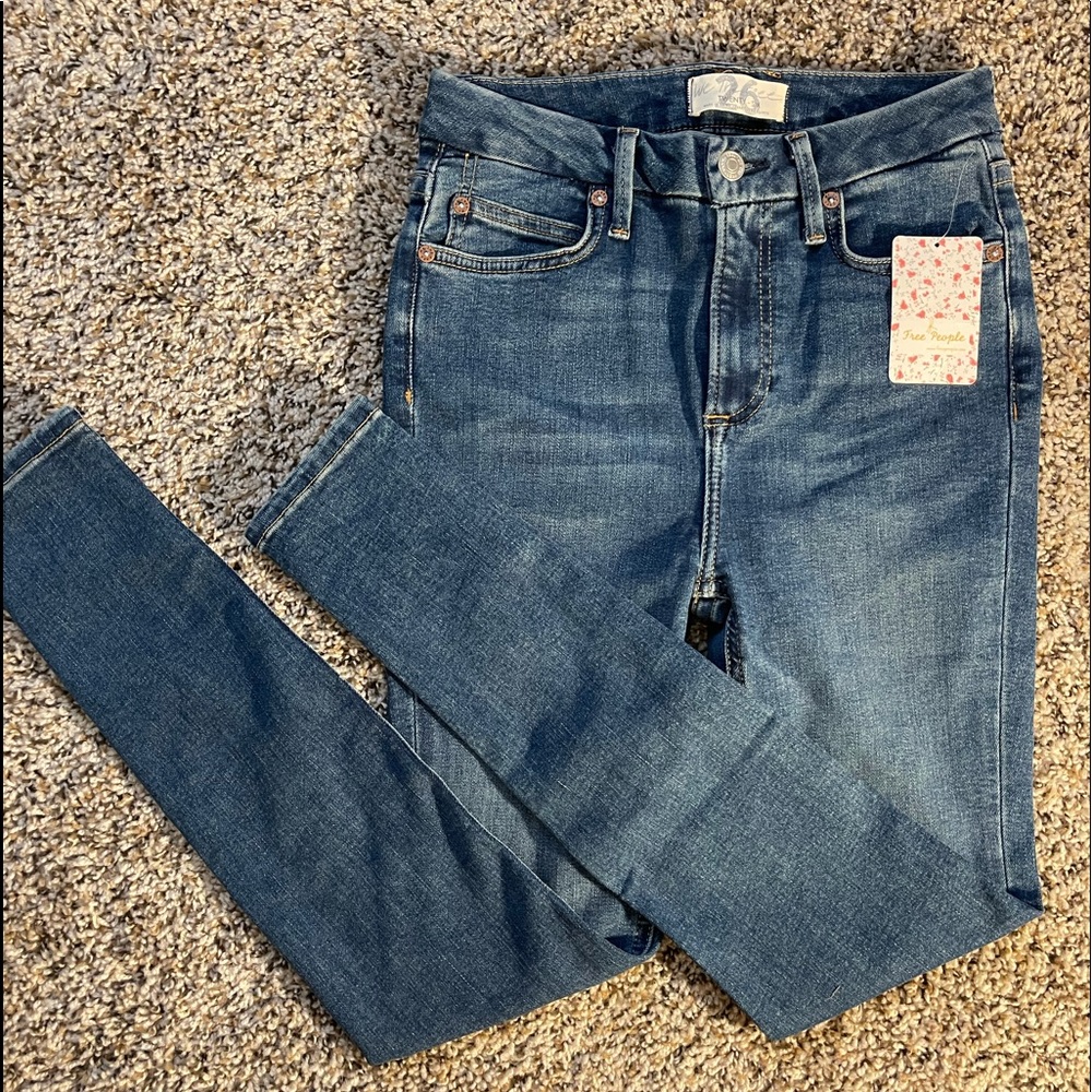 NWT Free people skinny jeans size 26